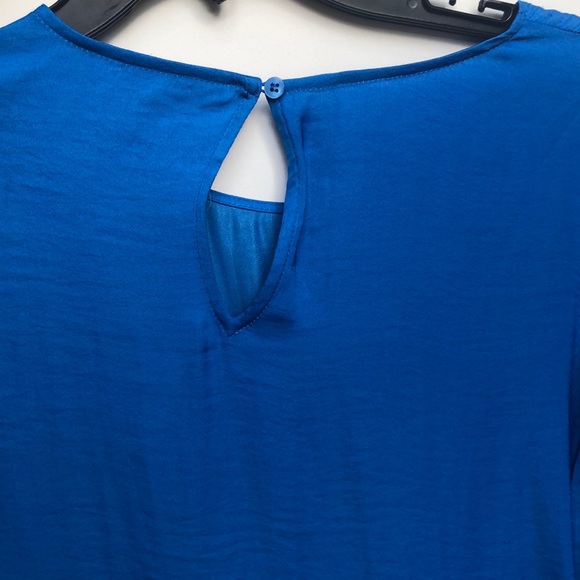 Bar III Front Twist Blouse Beacon Blue NWT - Picture 7 of 7